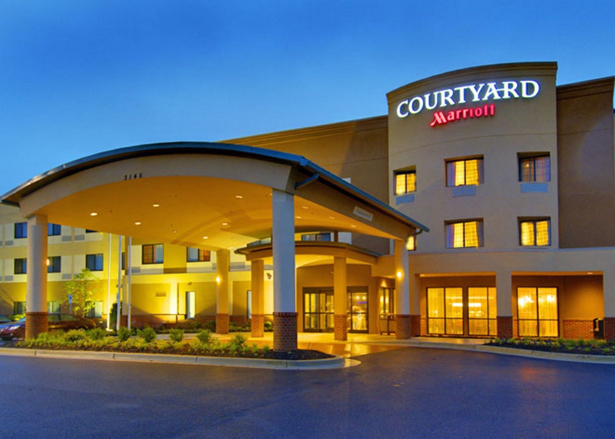 Courtyard By Marriott Waldorf Hotel Exterior photo